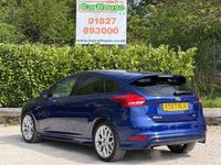 Usado Ford Focus ST-Line 140 HP (102 kW) 2017 Azul Citadino
