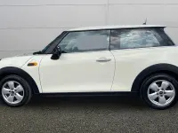 Begagnad Mini ONE Hatch 102 HK (75 kW) 2017 Halvkombi
