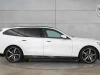 Used BMW 530e M Sport 295 HP (216 kW) 2025 White Estate