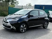 Used Toyota Aygo X-clusiv 69 HP (50 kW) 2015 Black Hatchback