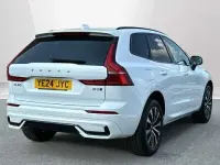 Used Volvo XC60 Plus 247 HP (181 kW) 2024 White SUV