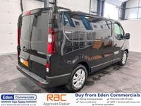 Begagnad Renault Trafic 150 HK (110 kW) 2024 Svart Minibuss