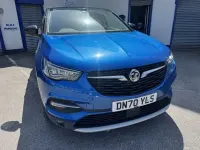 Used Vauxhall Grandland X SRi 130 HP (95 kW) 2020 Blue SUV