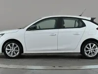 Used Vauxhall Corsa Design Edition 101 HP (74 kW) 2023 White Hatchback