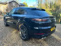 Usado Porsche Cayenne Turbo 550 HP (404 kW) 2021 Azul SUV