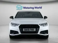 Second-hand Audi A4 Black Edition 150 CP (110 kW) 2019 Alb Berlinǎ