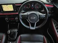 Used Kia Rio First Edition 120 HP (88 kW) 2017 Red Hatchback