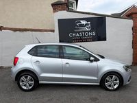 Begagnad VW Polo Match 60 HK (44 kW) 2016 Silver Halvkombi