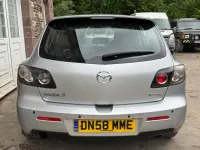 Usado Mazda 3 Takara 105 HP (77 kW) 2009 Prateado Citadino