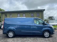 Used Ford Transit Custom Limited 130 HP (95 kW) 2022 Blue Van