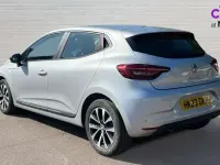Used Renault Clio V Evolution 90 HP (66 kW) 2023 Silver Hatchback