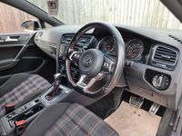 Used VW Golf VII GTI 220 HP (161 kW) 2017 White Hatchback