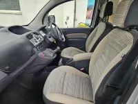 Usado Renault Kangoo Expression 75 HP (55 kW) 2011 Cinzento Monovolume