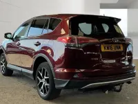 Used Toyota RAV4 151 HP (111 kW) 2016 Red SUV