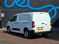 Used Vauxhall Combo Edition 100 HP (73 kW) 2019 White MPV