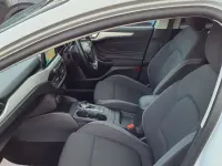 Usado Ford Focus Zetec 125 HP (91 kW) 2019 Branco Citadino