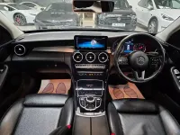Usado Mercedes C180 SE 2019 Cinzento Sedan