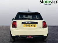Used Mini Cooper Classic 136 HP (100 kW) 2021 Hatchback