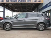 Usado Ford S-MAX Titanium 165 HP (121 kW) 2019 Cinzento Monovolume