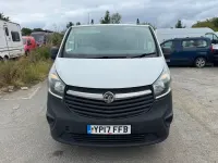 Used Vauxhall Vivaro 115 HP (84 kW) 2017 White MPV