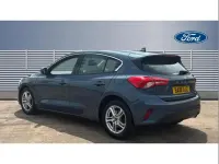 Used Ford Focus Zetec 99 HP (72 kW) 2018 Blue Hatchback