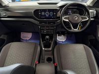 Used VW T-Cross SEL 115 HP (84 kW) 2020 Black SUV