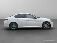 Used Alfa Romeo Giulia Veloce 276 HP (202 kW) 2019 White Sedan