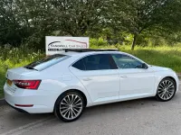 Used Skoda Superb 2016 White Hatchback