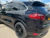 Used Porsche Cayenne 379 HP (278 kW) 2013 SUV