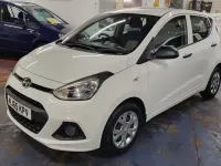 Used Hyundai i10 65 HP (47 kW) 2015 White Hatchback