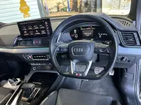 Begagnad Audi Q5 S-Line 2021 Grå SUV