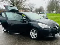 Used Renault Clio Dynamique 90 HP (66 kW) 2015 Black Hatchback