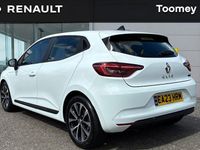 Used Renault Clio V Evolution 145 HP (106 kW) 2023 White  Hatchback
