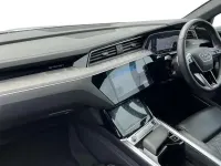 Used Audi e-tron Sportback Advanced 300 kW (408 HP) 2022 White SUV