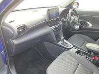 Used Toyota Yaris Cross 116 HP (85 kW) 2025 Juniper blue SUV