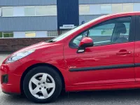 Używany Peugeot 207 2009 Czerwony Hatchback