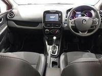 Used Renault Clio IV Dynamique 90 HP (66 kW) 2018 Red Hatchback