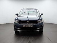 Usado VW Tiguan Elegance 150 HP (110 kW) 2022 Azul SUV