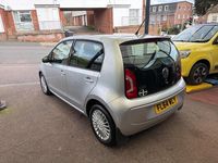 Used VW up! high up! 75 HP (55 kW) 2014 Silver Hatchback