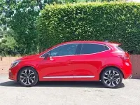 Used Renault Clio Techno 90 HP (66 kW) 2022 Red Hatchback