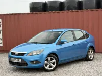 Usado Ford Focus Zetec 99 HP (72 kW) 2009 Azul Citadino