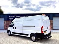 Used Vauxhall Movano 140 HP (102 kW) 2022 White MPV