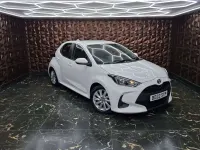 Used Toyota Yaris 91 HP (66 kW) 2022 White Hatchback
