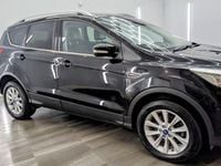 Usado Ford Kuga Titanium 150 CV (110 kW) 2016 Negro SUV