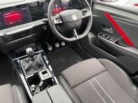 Used Vauxhall Astra GS Line 130 HP (95 kW) 2022 White Hatchback