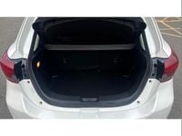 Used Mazda 2 Inclusive 90 HP (66 kW) 2022 White Hatchback