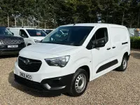 Used Vauxhall Combo 100 HP (73 kW) 2021 White MPV