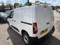 Used Vauxhall Combo S 100 HP (73 kW) 2024 White MPV
