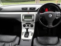 used VW Passat t 2.0 Highline TDI CR DPF DSG Saloon