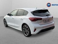 Used Ford Focus ST-Line X 125 HP (91 kW) 2024 White Hatchback